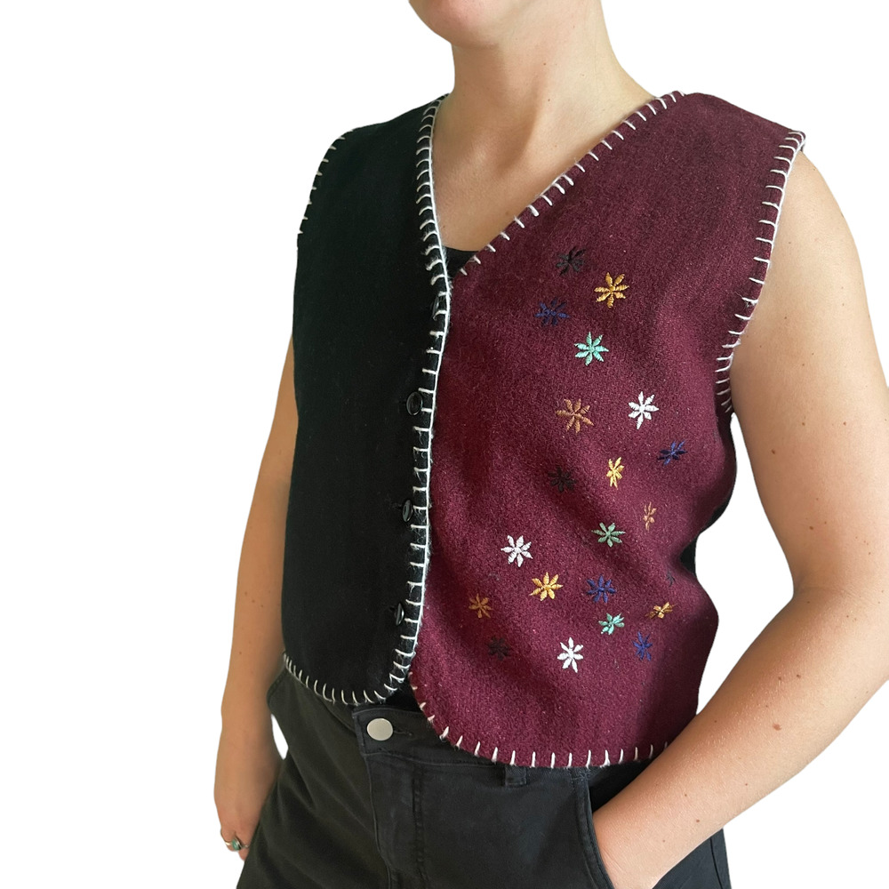 Embroidered Floral Lightweight Cropped Grandmacore Patch Work Button Up Vest